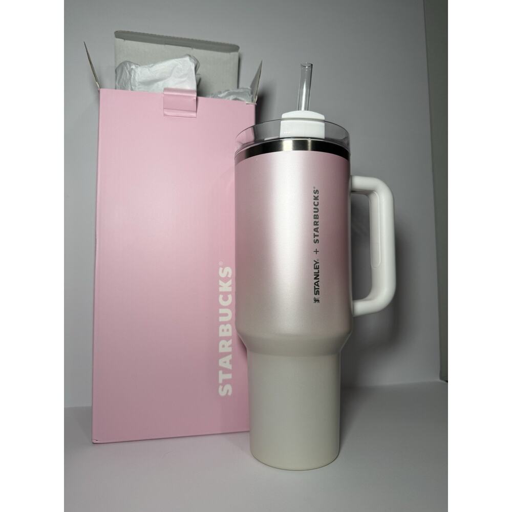 Stanley X Starbucks China 2026 Pupu Duck Valentine's Day 40oz Tumbler BNWT BNIB - Picture 2 of 10